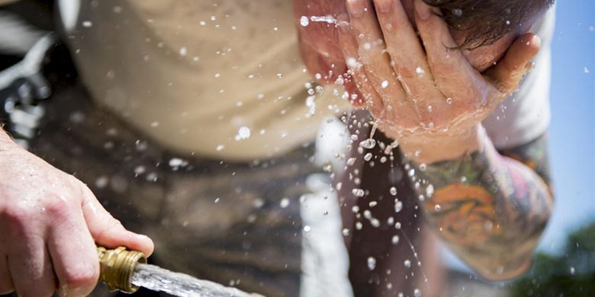 Sprejevi za samoobranu